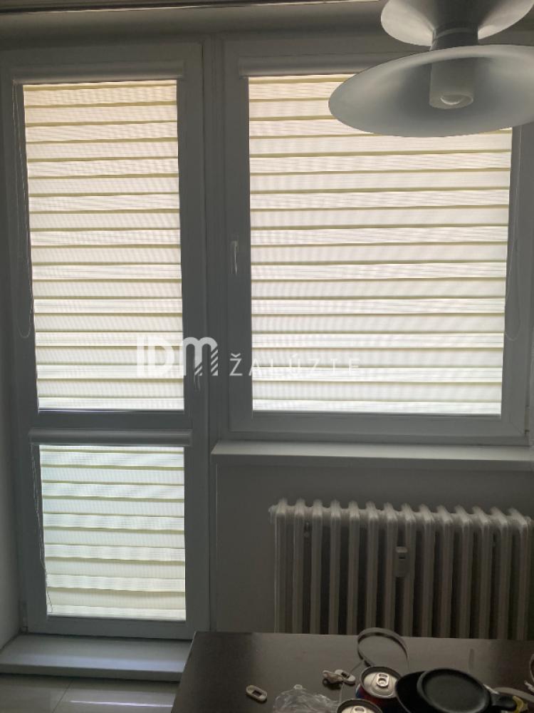 Montáž hliníkových okenných roletiek deň a noc, foto 6 z 6